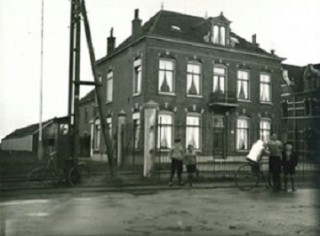 huis-bij-hollandia-fabriek